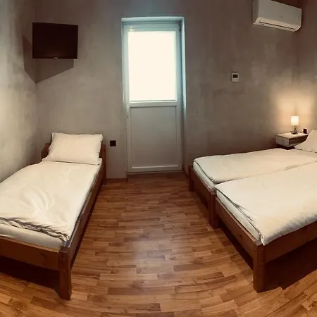 Kerkira Pub&restaurant *