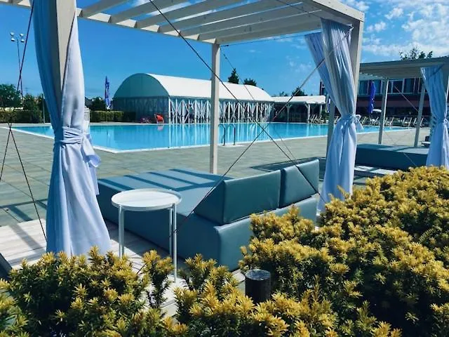 Δωμάτια σε οικογενειακή κατοικία Kerkira Pub&restaurant